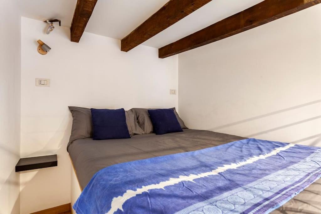 Luxury Loft On The Duomo Wifi & Netflix Lägenhet Milano Exteriör bild